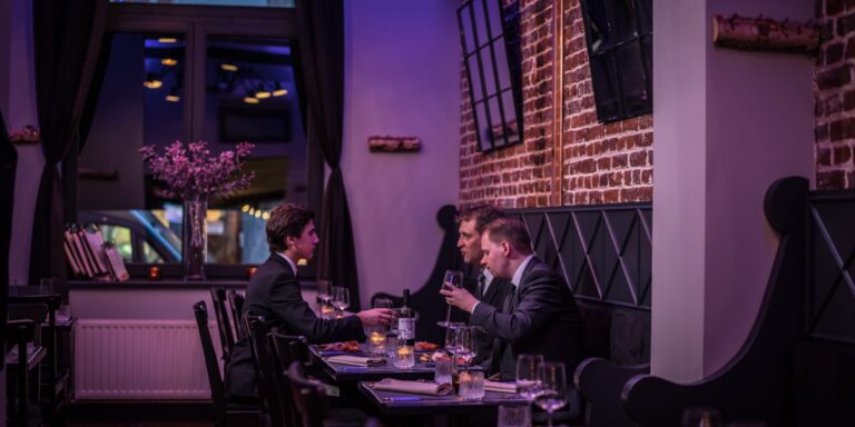 Atrio inside the restaurant in evening 1800x900 1 768x384