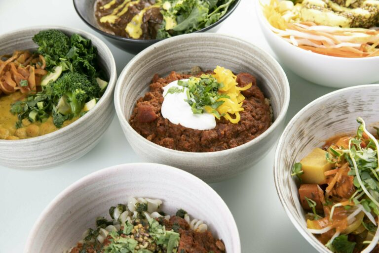 Le Botaniste prescriptions bowls 2 1 1 scaled 1 768x512