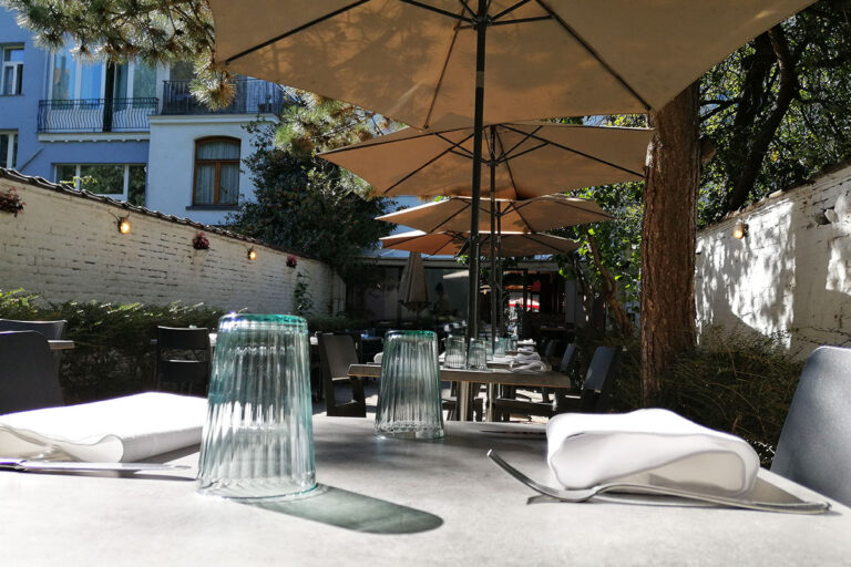 le jardin du sommelier restaurant wine bar 2021 g5 61ffe73b0c516 768x512